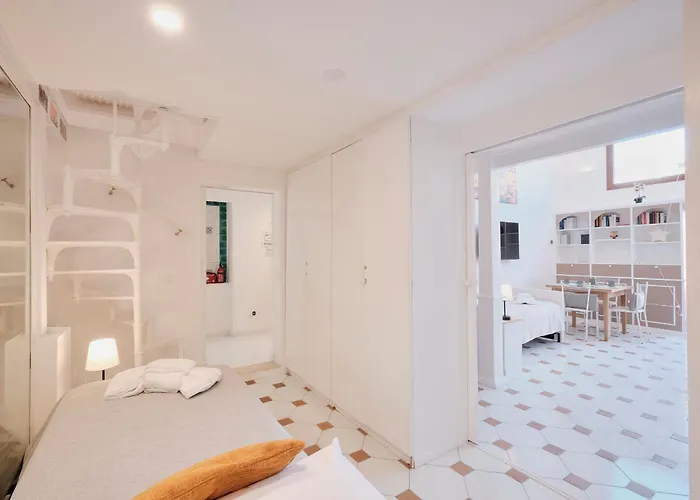 Terrace Penthouse Apartment Rome